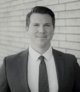 Grant English Commercial Real Estate Agent Photo