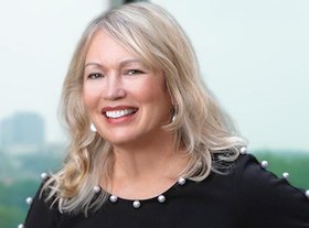 Kim Ghez Commercial Real Estate Agent Photo