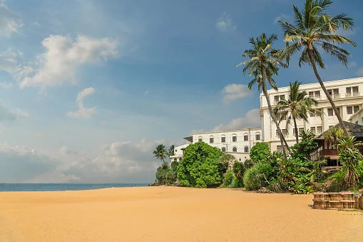 Best Beaches in and Near Colombo: A Local Guide