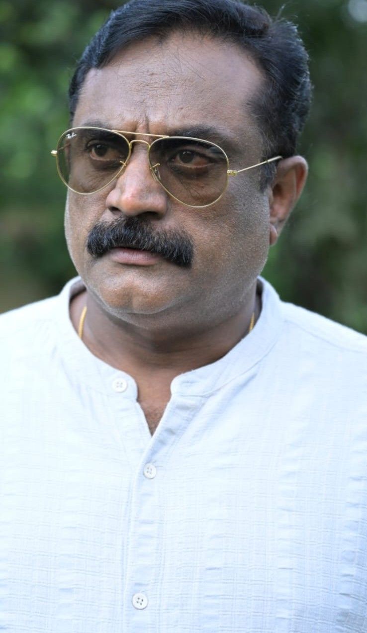 Reghu Chandran R | Actor & Artist