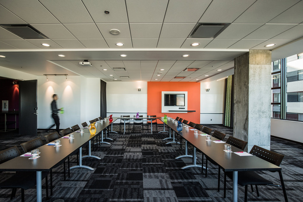 Salle de réunion Orange | Hôtel Alt Montréal