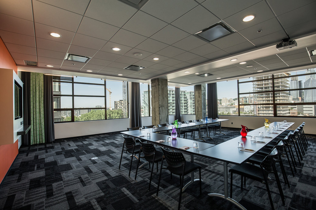 Salle de réunion Orange | Hôtel Alt Montréal