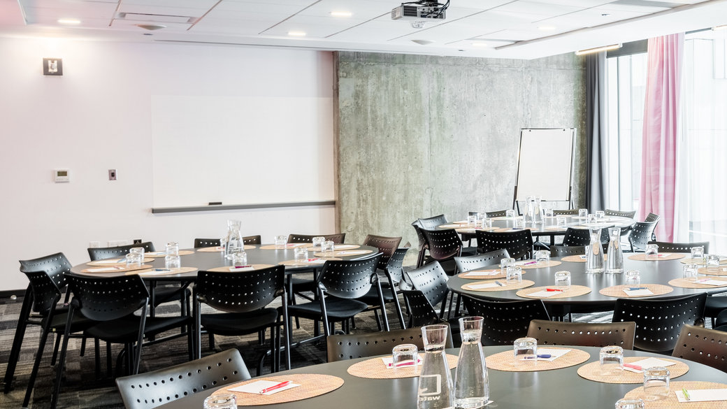 Salle de réunion Rose | Hôtel Alt Ottawa
