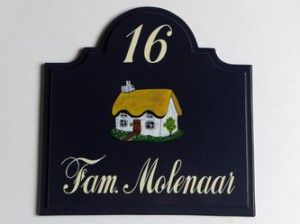 Houten naamplaatjes engels home sign stijl afmeting 25 x 25 