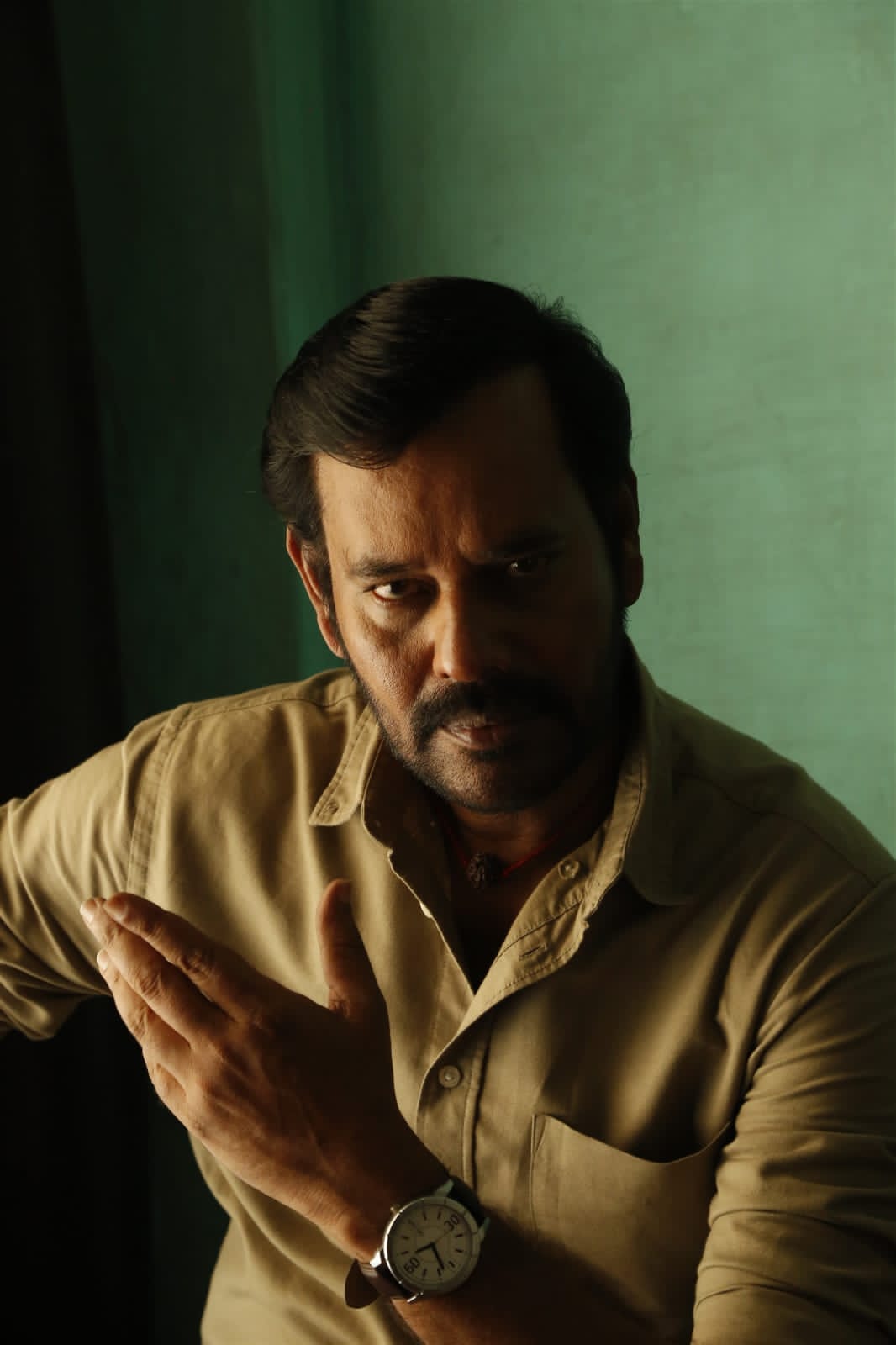 இளம் பெண்களின் வாழ்க்கையை சீரழிக்கும் ஆண்ட்ராய்டு போன்.!.? “பகாசூரன்” திரை விமர்சனம்