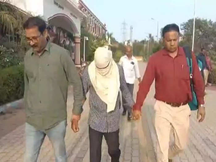 சிறார் ஆபாச பட நெட்வொர்க்.. 21 மாநிலங்களில் குழு.. : தஞ்சையில் முக்கிய புள்ளி கைது..!