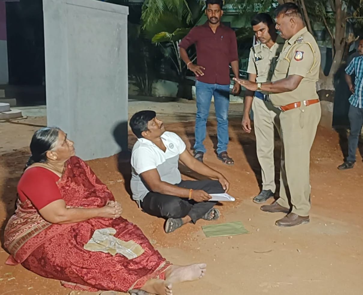 8 கோடி சொத்தை மோசடி செய்த அதிமுக பிரமுகர் !.?