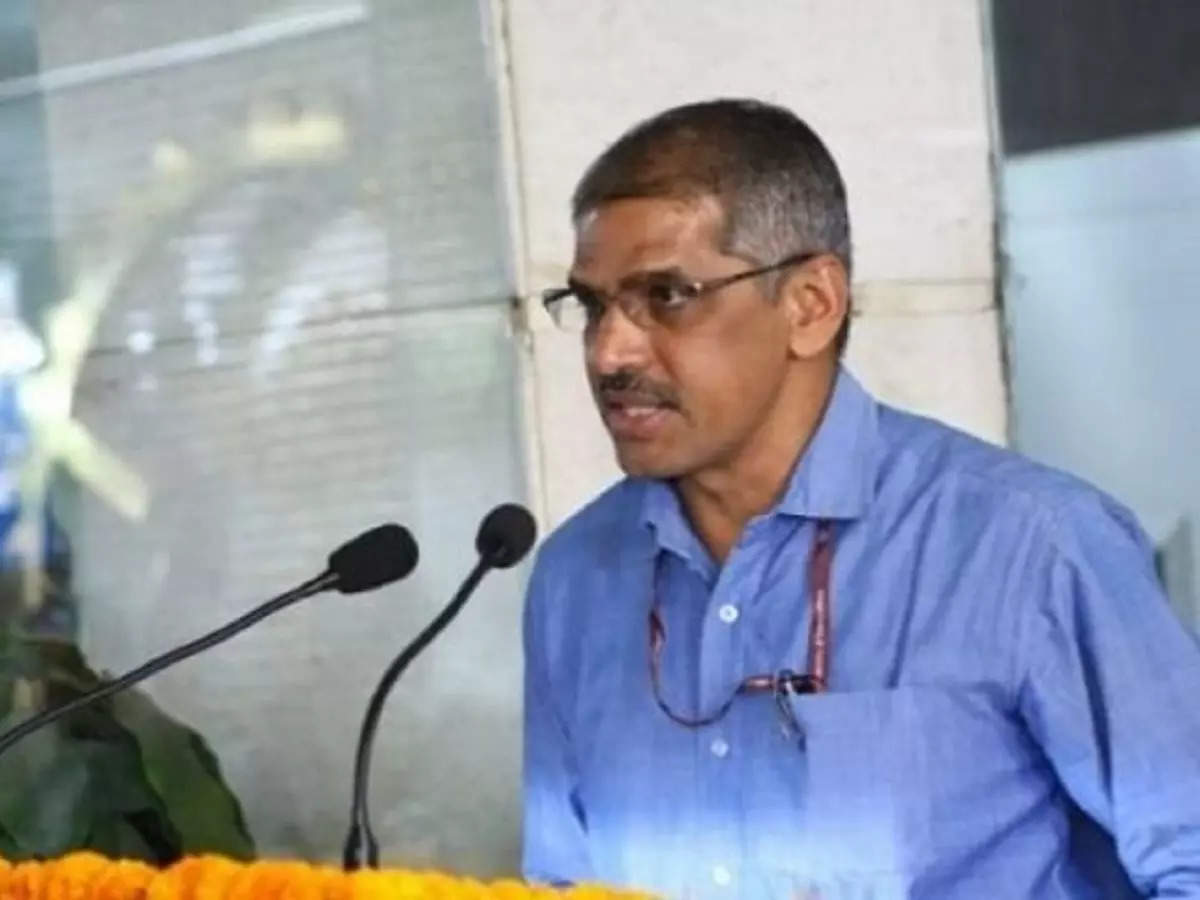 அடுத்து சிவதாஸ் மீனா ஐஏஎஸ்..? : கசியும் தகவல்கள்..!