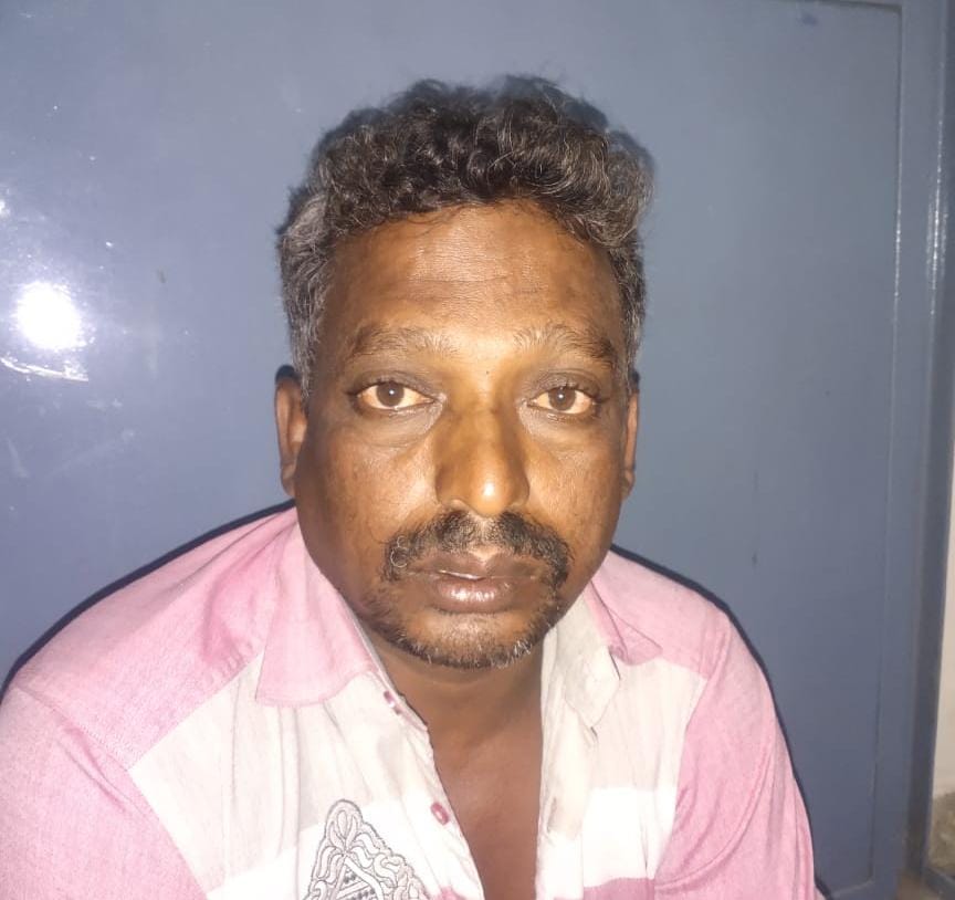 கள்ளத்தனமாக மது விற்பனை ! கைது செய்து சிறையில் தள்ளிய உடுமலை போலீசார்