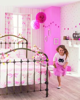 Imaginative Wallpapers Perfect for Kids Rooms