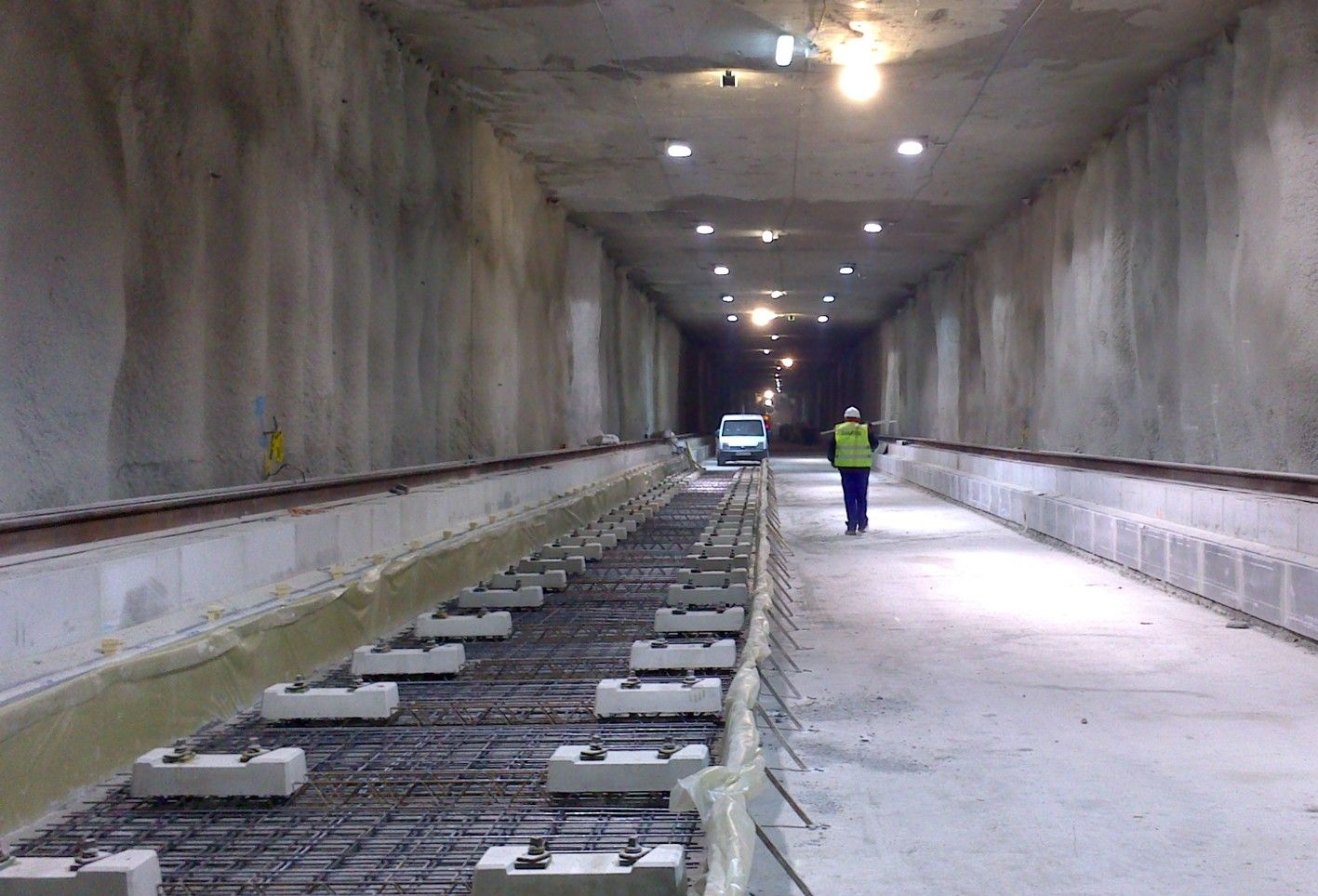 Bringing Quieter, Smoother Tram Travel to the Heart of Granada header image 2