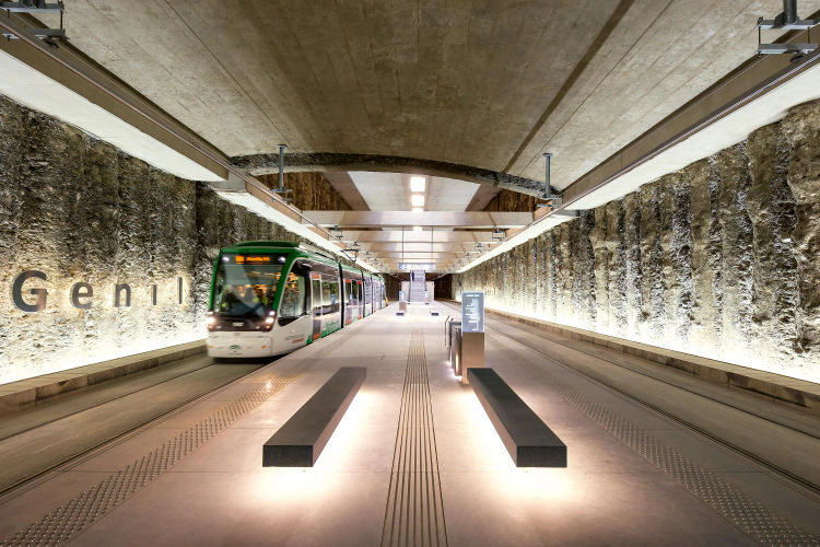 Bringing Quieter, Smoother Tram Travel to the Heart of Granada