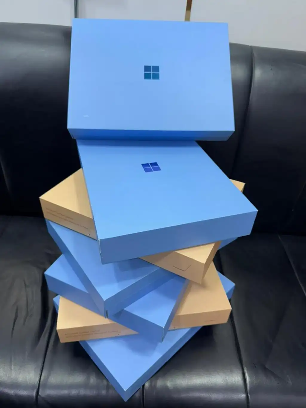 Microsoft Surface Laptop