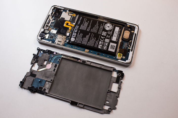 Google Pixel 2 XL Disassembly Zerlegung Foto 3