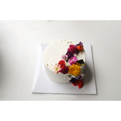 [33] Edible flower cake 2
