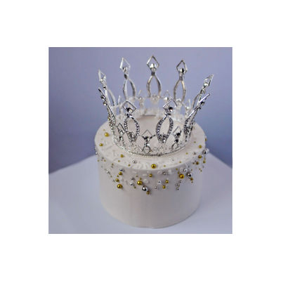 [27] Queen Tiara 1