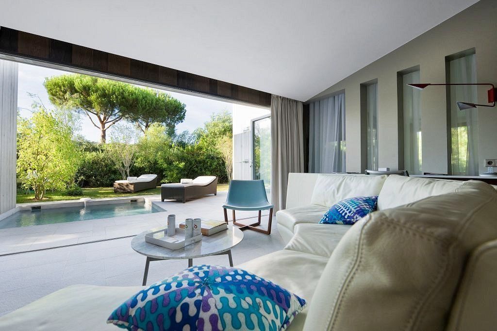 Sezz Saint-Tropez gallery 1