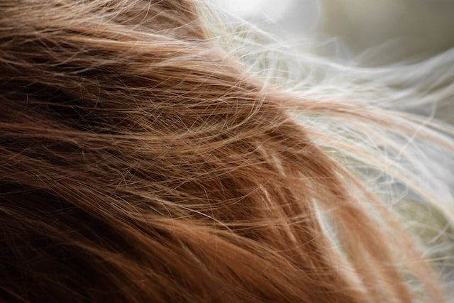 Simak Cara Mengatasi Rambut Rontok dengan 5 Bahan Alami Ini!