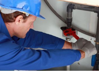 Emergency Leak Repair Services in Quaker City, OH
