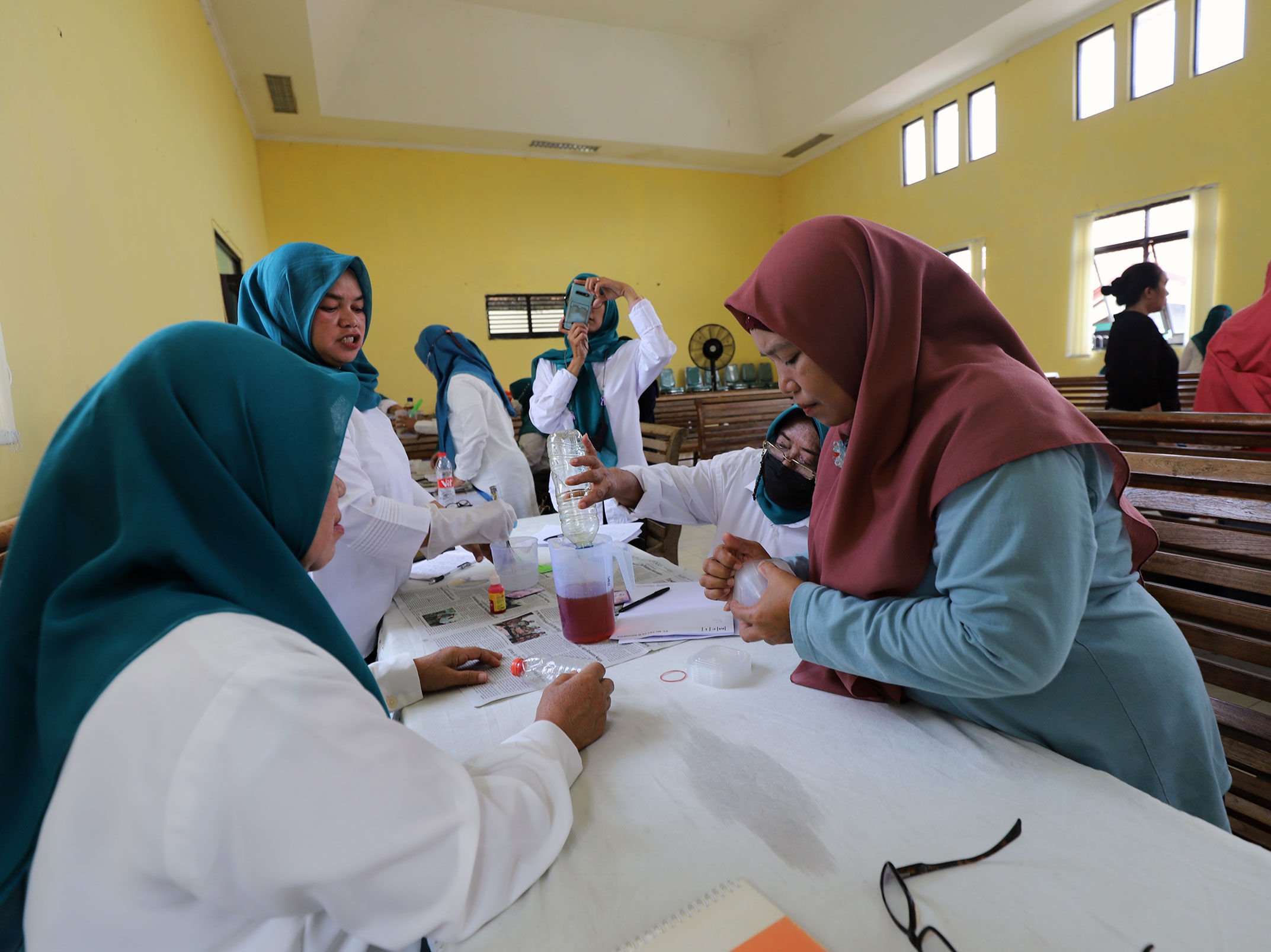 Damai Putra Peduli Pengelolaan Sampah Lingkungan Di Kelurahan Cempaka Putih Tangsel - Damai Putra Group