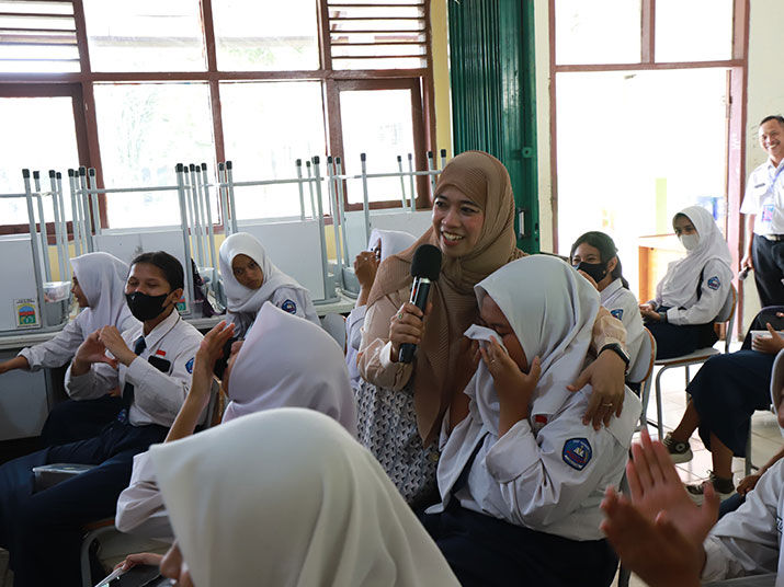 Damai Putra Peduli Edukasi Kekerasan & Pergaulan Bebas di Sekolah - Damai Putra Group