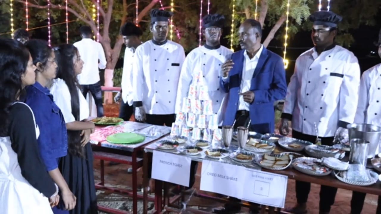 Anna College Student