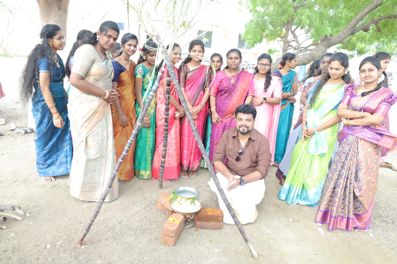 Anna College Student