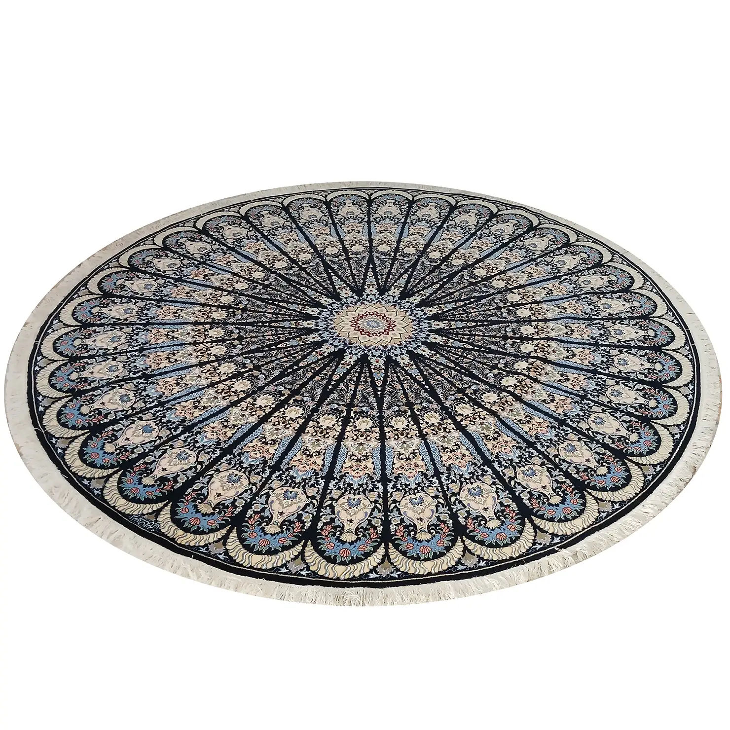 فرش نایین دایره‌ای سرمه‌ای دستباف ۶ لا گل ابریشم – قطر ۲۵۵ سانتیمتر – کد ۱۱۰۱