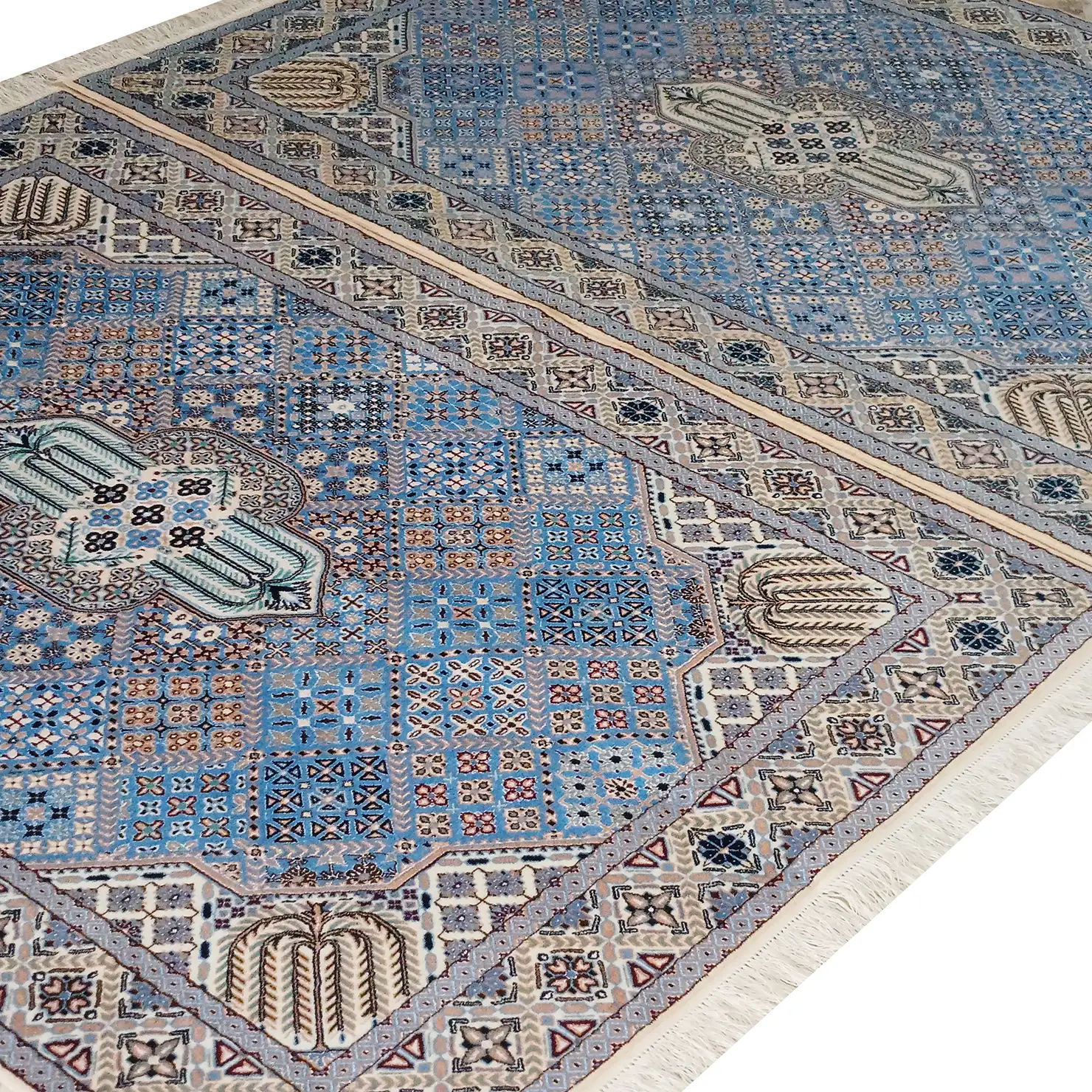 فرش نایین نقشه جوشقان آبی ۶ لا گل ابریشم – جفت قالیچه – کدهای ۱۰۹۲ و ۱۰۹۳