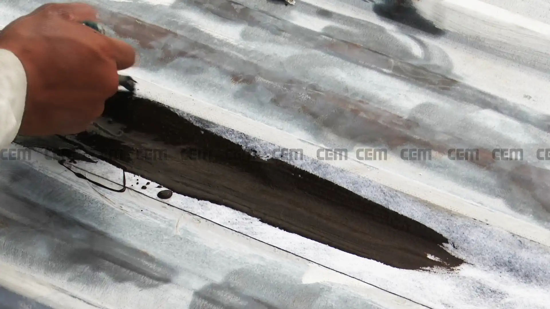 phủ sơn chống thấm hoàn thiện lên màng Maxell 4420 Polyester