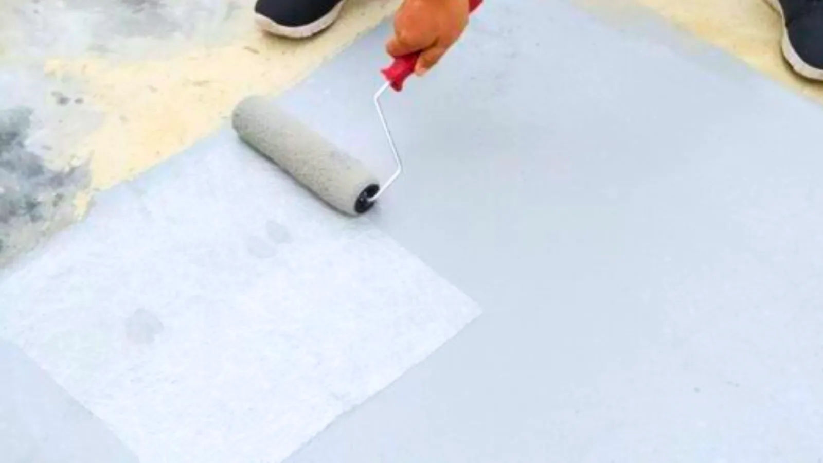Thi công sơn chống thấm tường ngoài trời