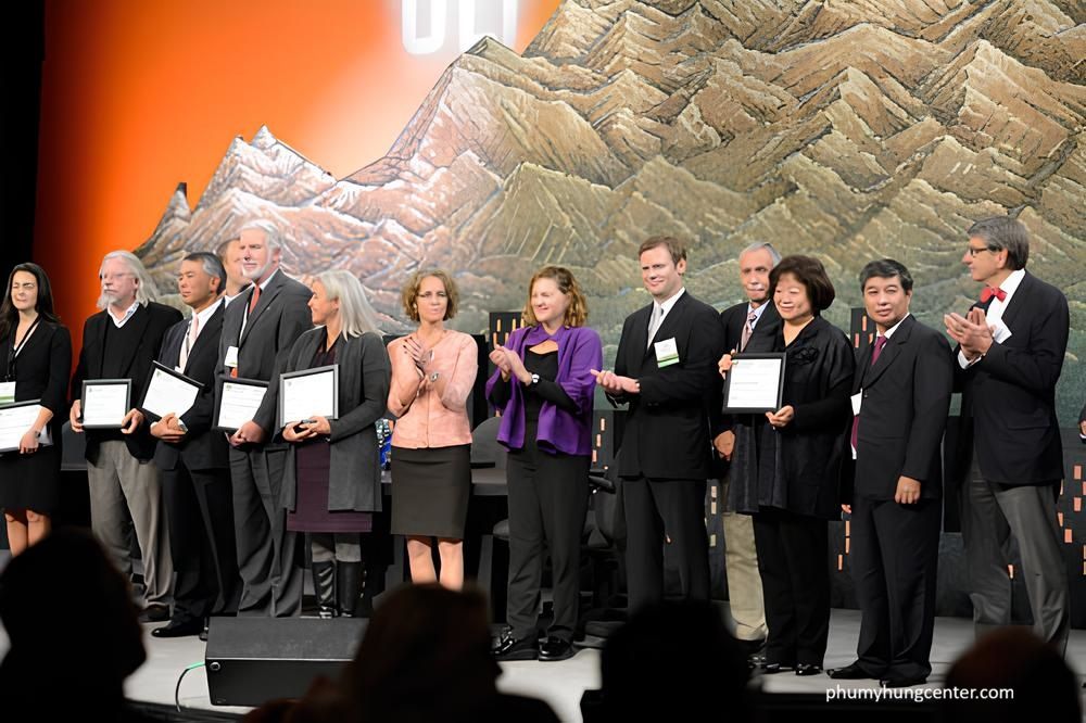 Phú Mỹ Hưng is honoured to receive the Global Awards for the Excellence