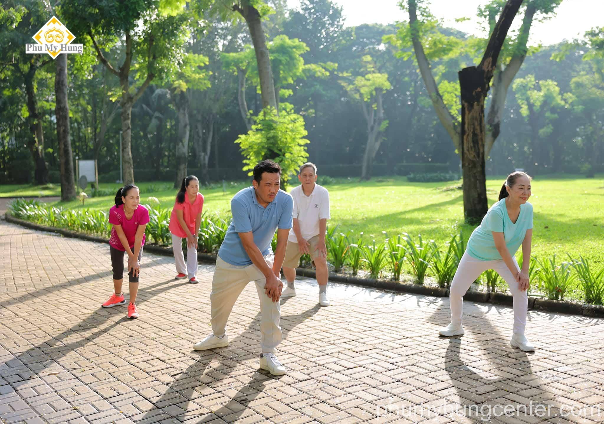 The Phú Mỹ Hưng parks are a destination where residents exercise every morning