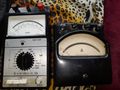 Staré analogové měřící přístroje (ampérmetry a voltmetry) z bývalého Československa a SSSR