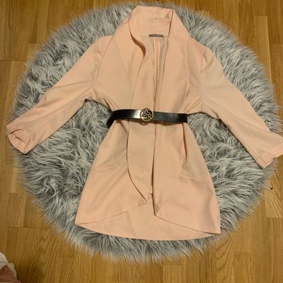Elegantní růžový dámský kardigan s páskem