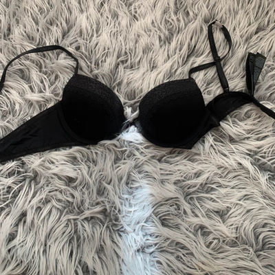 Černá podprsenka Calvin Klein 75B