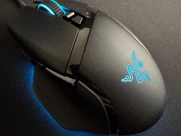 Razer Basilisk V3 herní myš s RGB podsvícením