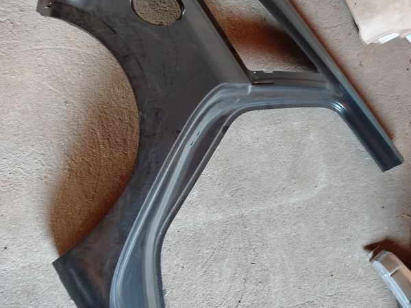 Bočnice na Opel Astra J. Originální díl