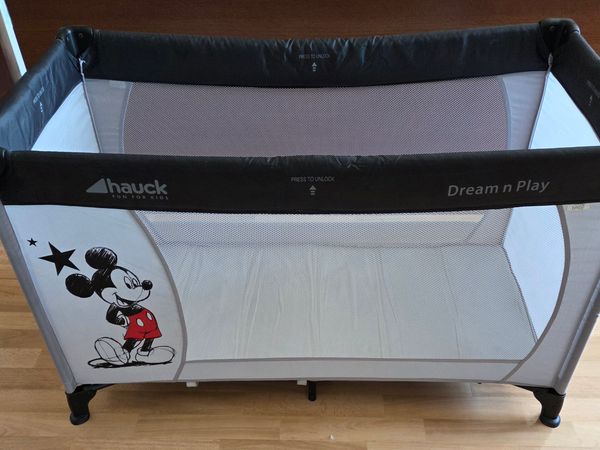Cestovní postýlka Hauck Dream n Play Mickey Mouse použitá