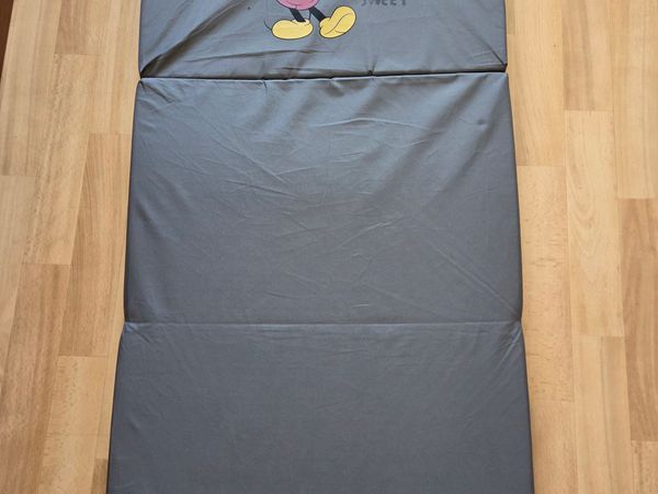Hauck skládací dětská matrace Mickey