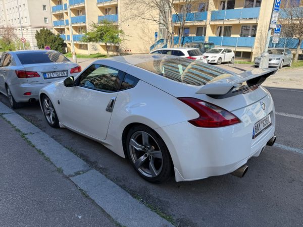 Nissan 370Z