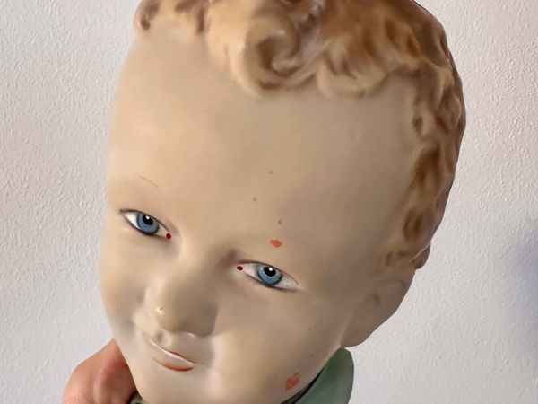 Vintage keramická nástěnná maska hlavy dítěte