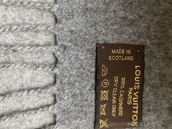 Luxusní šedá kašmírová šála Louis Vuitton