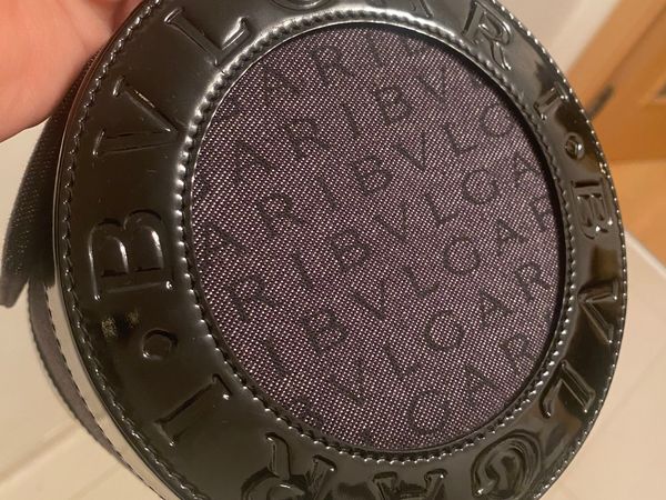 Kulatá dámská kabelka BVLGARI