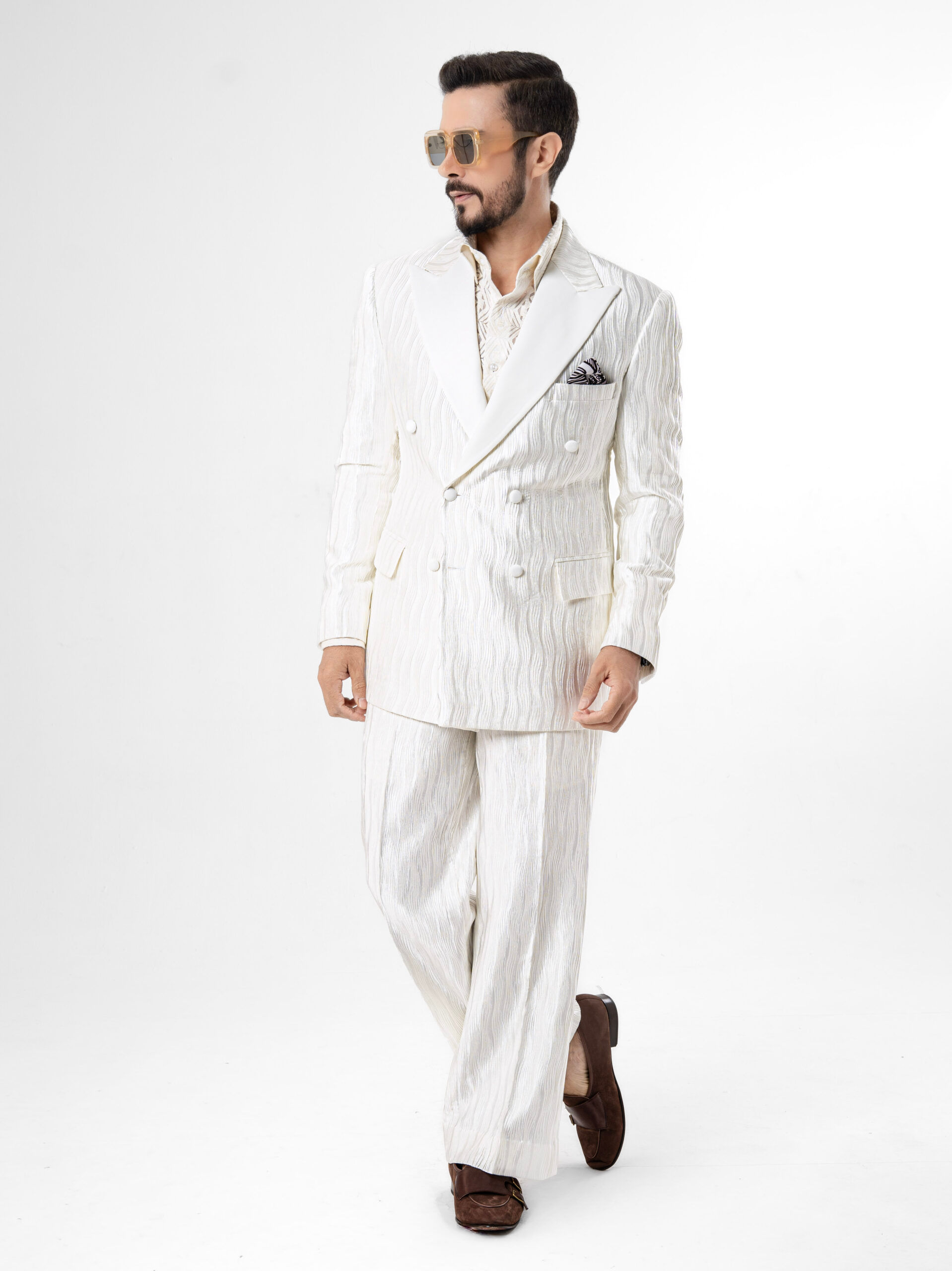 Pearl White Textured Tuxedo Suit