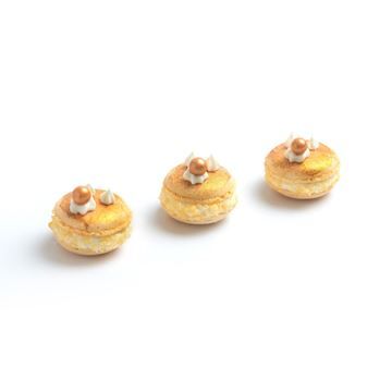 Holy Communion Gold Macaroon 