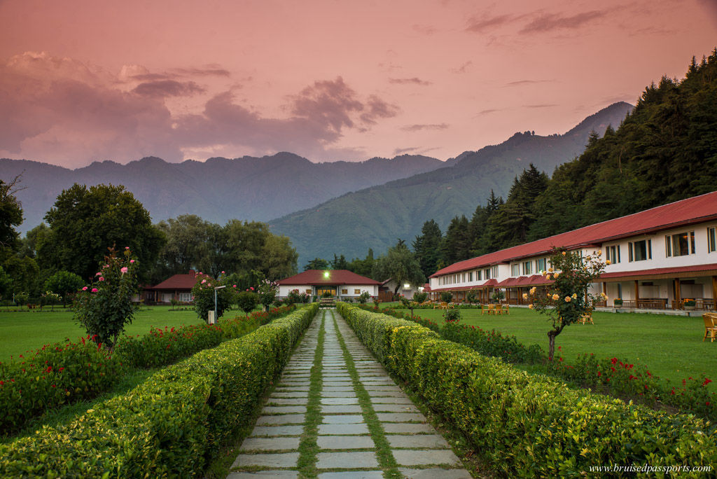 kashmir tour packages heena travels