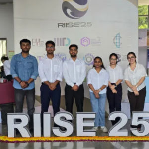 snapgo team at RIISE 2.0 IIIT DELHI PRODUCT SHOWCASE