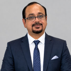 Dr Vijay Arora