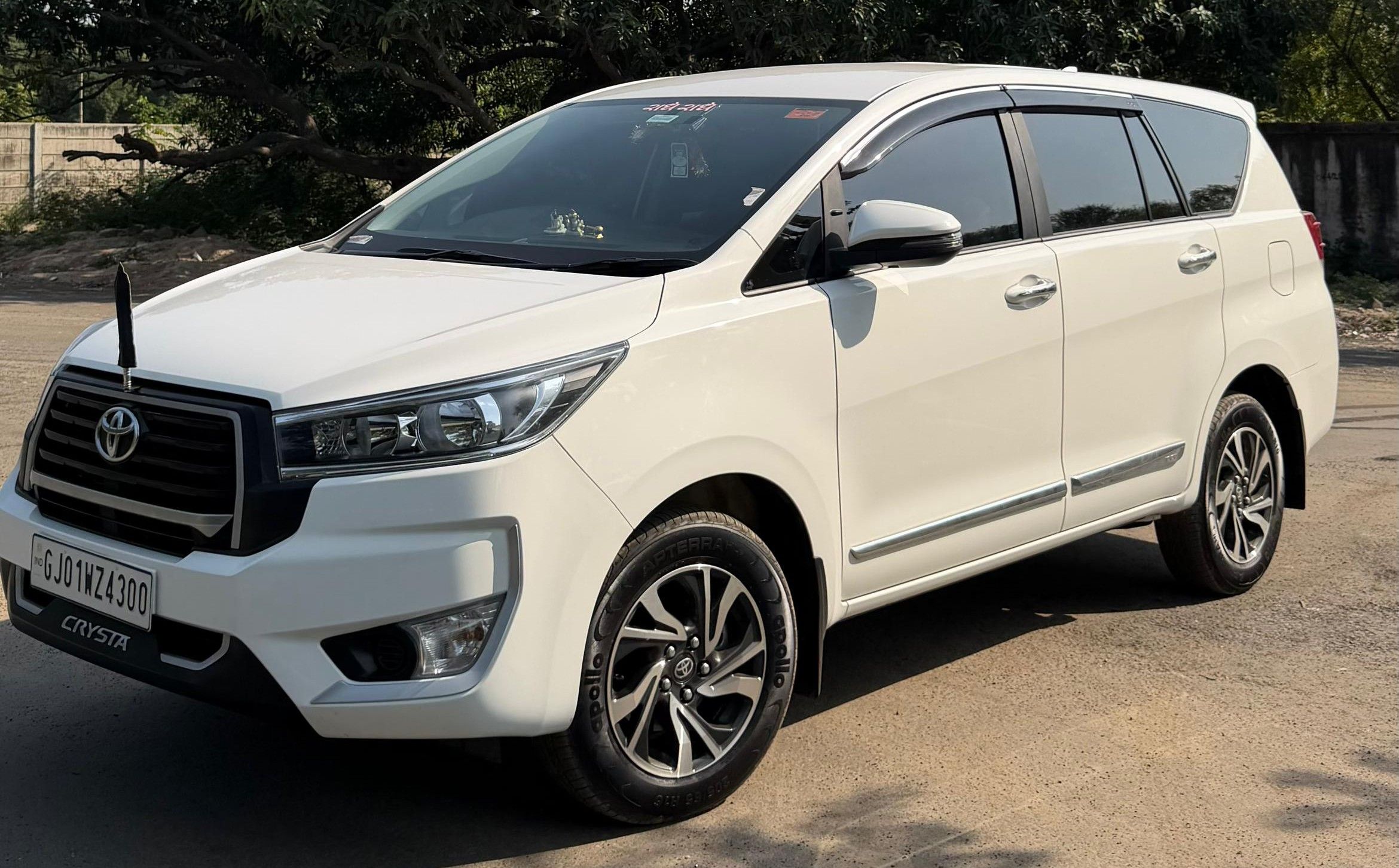 Toyota Innova - Premium car rental Ahmedabad